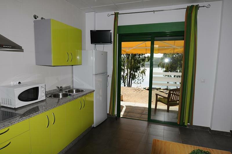 Apartamentos Villa Vacacional Castuera Eksteriør billede